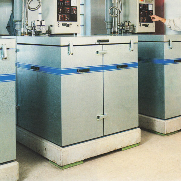 Lagerung von Maschinen mit Sylomer, Sylomer, Dämpfung, Vibrationsdämpfung, Polyurethanelastomere
